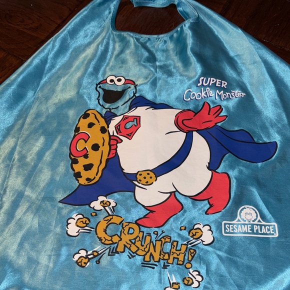 Disney Superhero cape Kids Costume  - Red, Black, Blue bundle - Picture 8 of 10